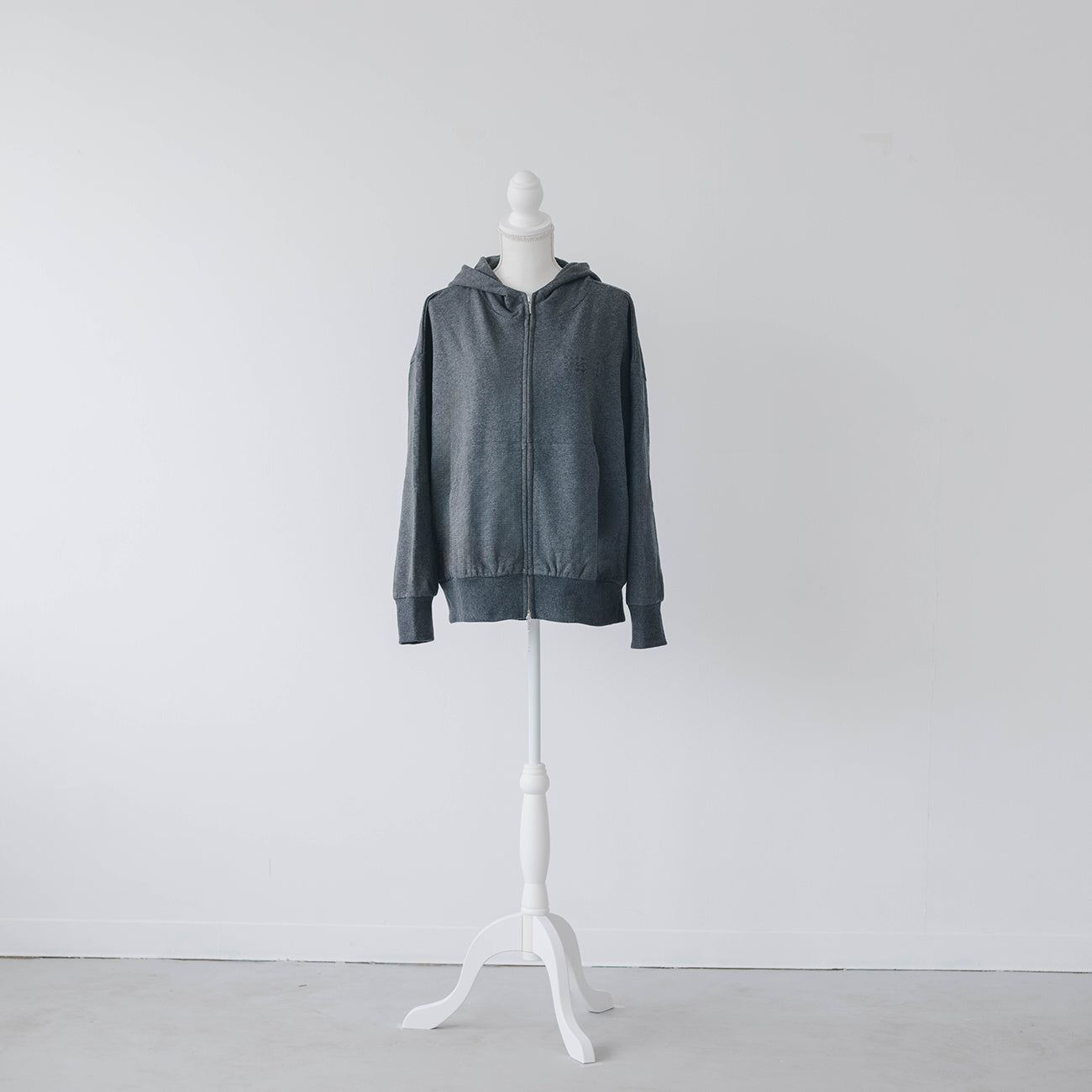 zip up hoodie | 2025 collection reoa prologue2