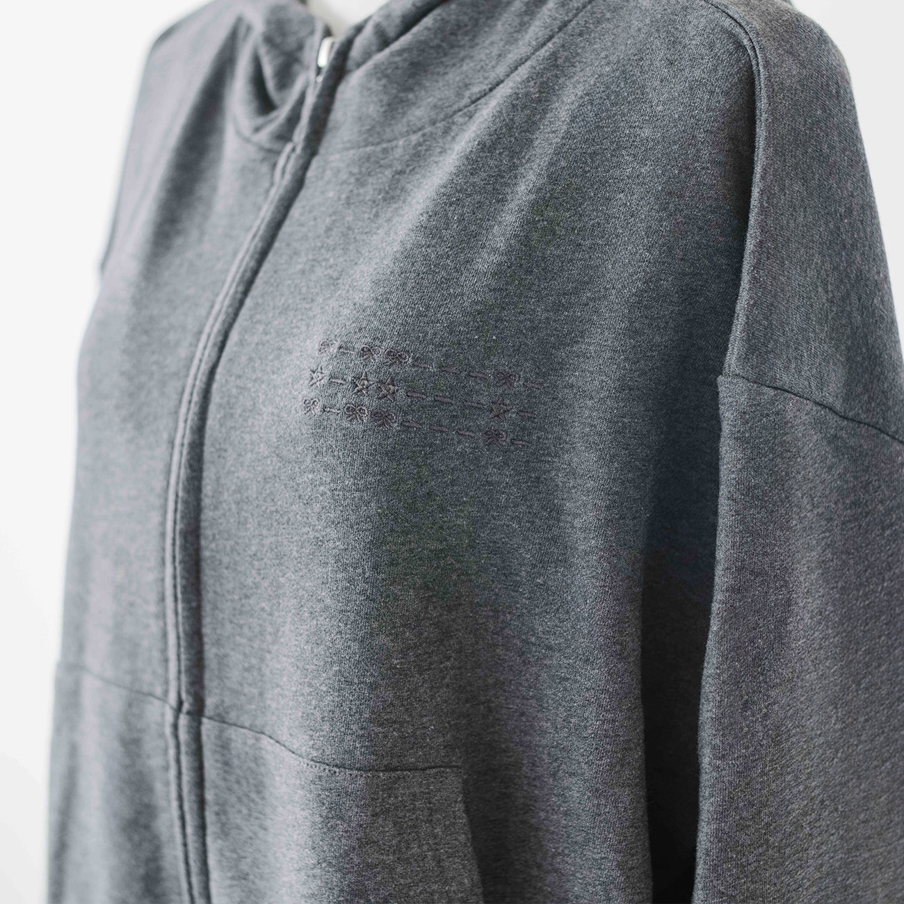 zip up hoodie | 2025 collection reoa prologue2