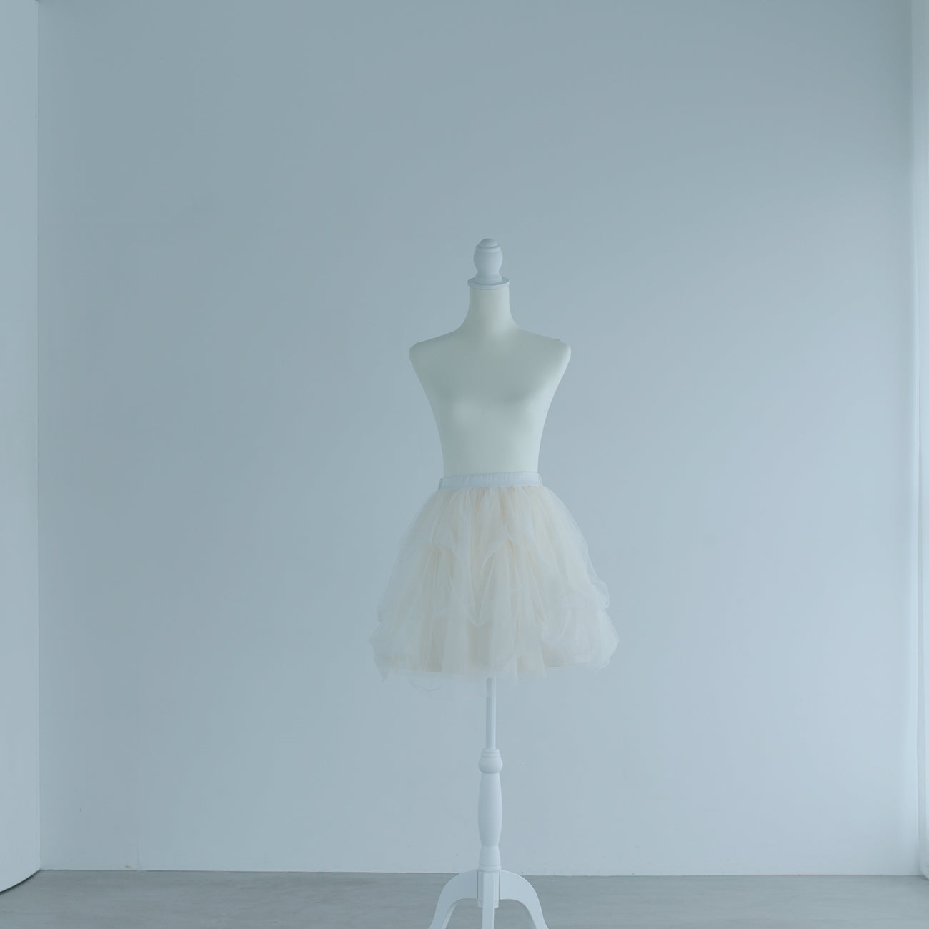 mini skirt | 2026 collection reoa prologue3