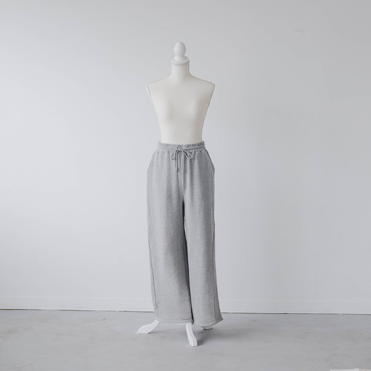 sweatpants | 2025 collection reoa prologue2