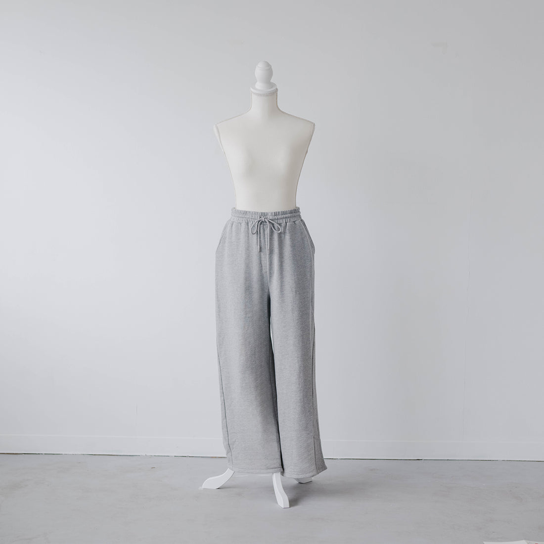 sweatpants ｜ 2025 collection reoa prologue2