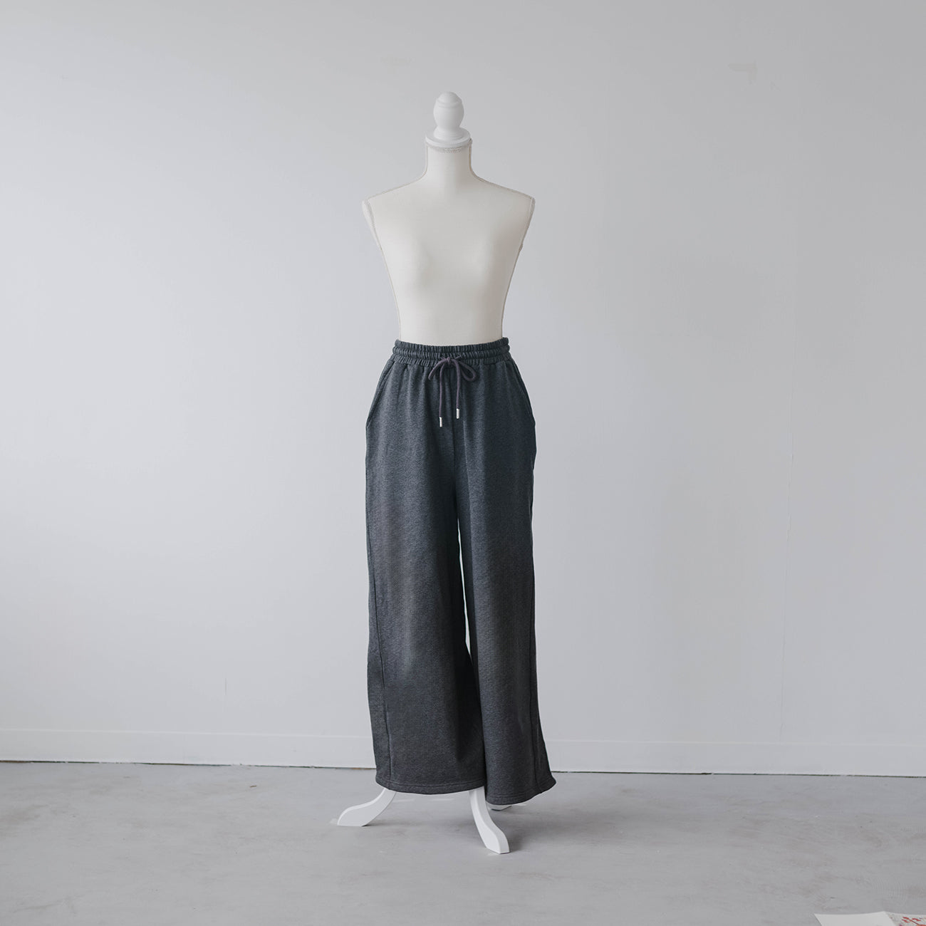 sweatpants ｜ 2025 collection reoa prologue2